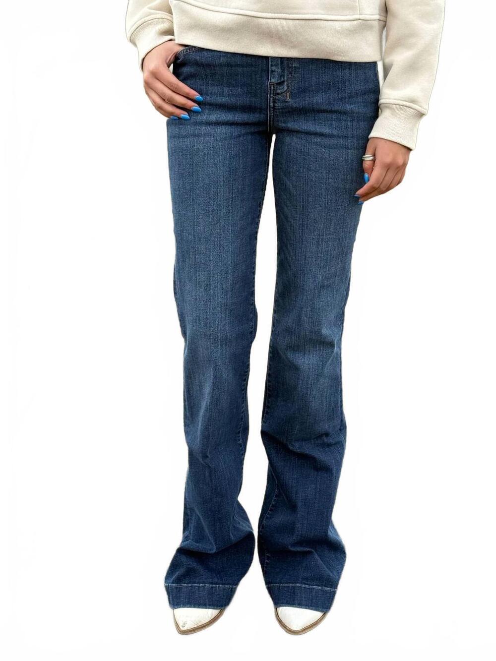 NEW 7 FOR ALL MANKIND dojo mid rise flare jeans in boxford